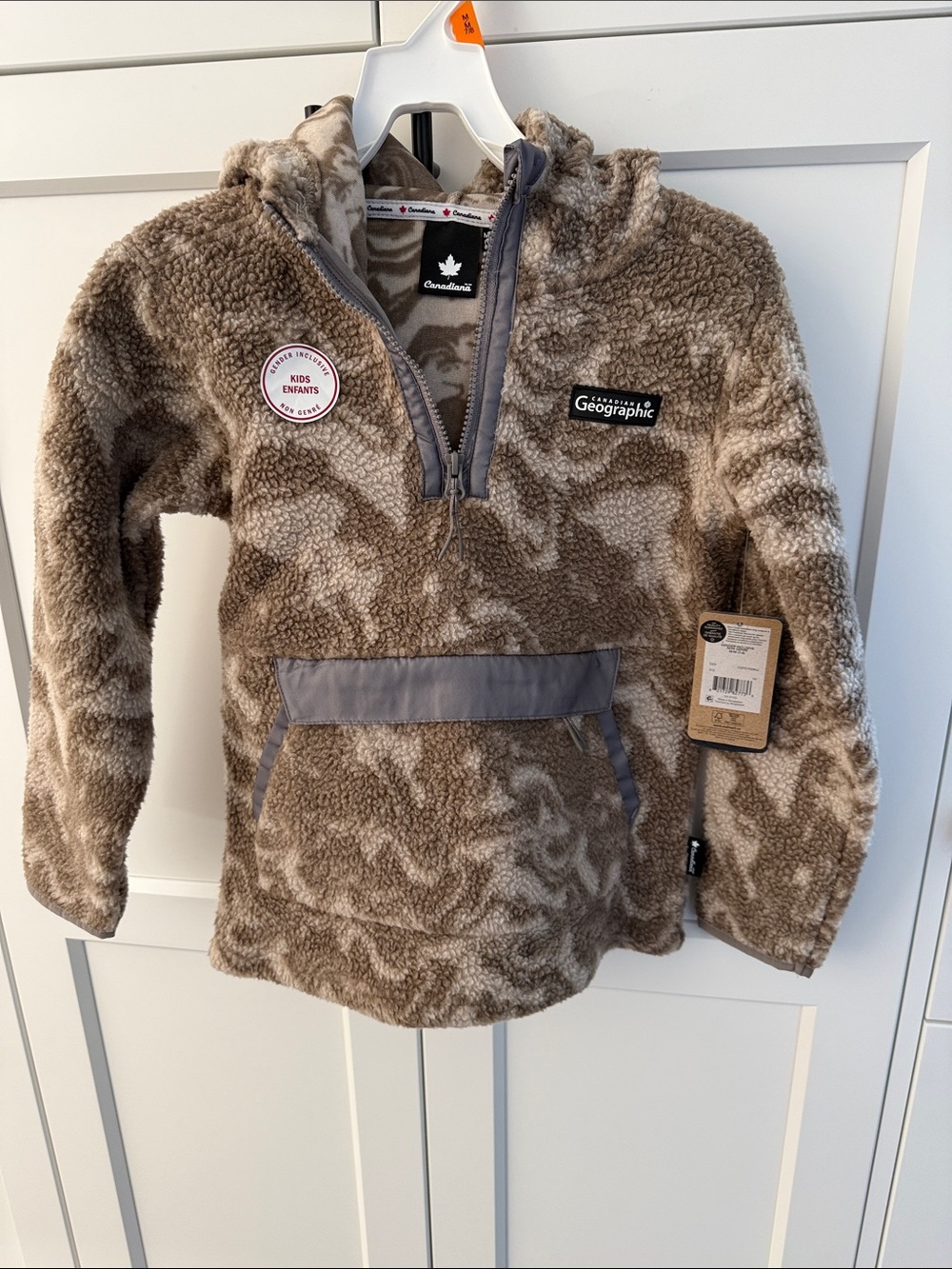 Beige camo fleece  kids 7/8 Canadiana brand 3/4 zip hoodie